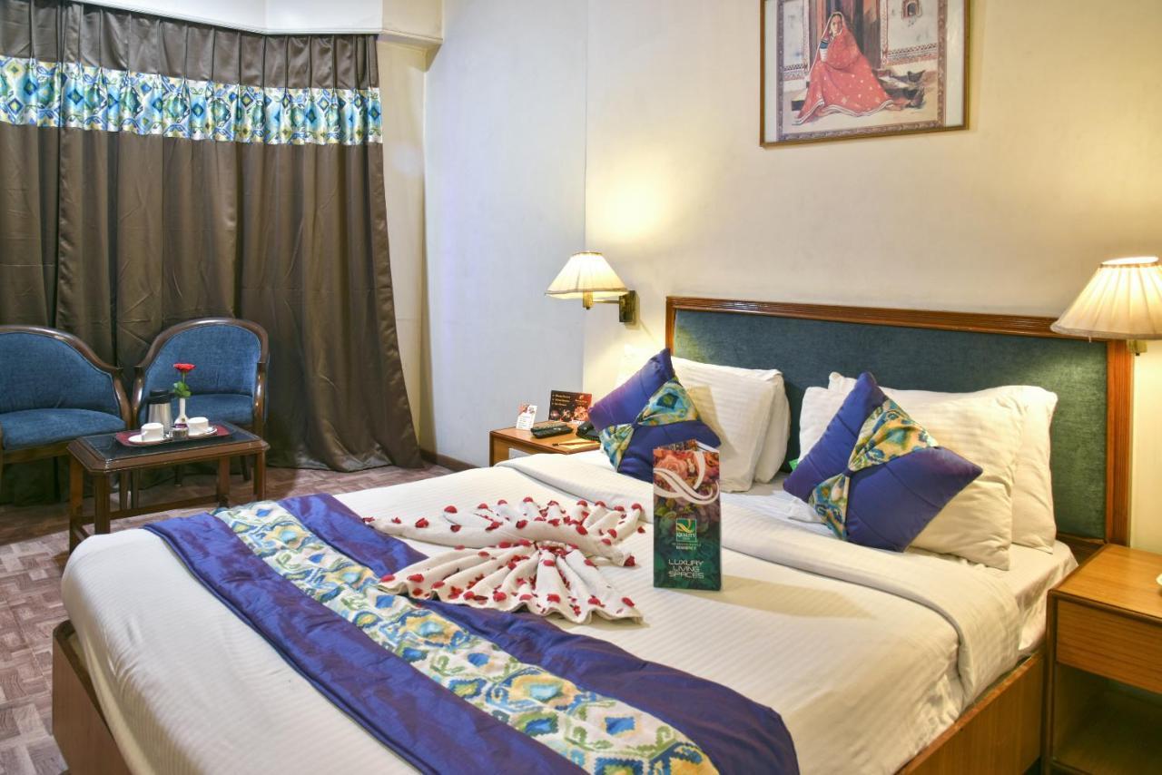 Quality Inn Residency Haidarábád Kültér fotó